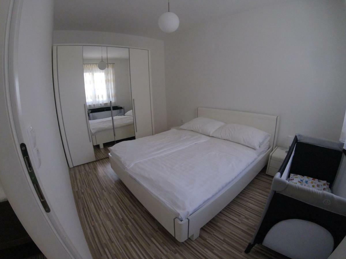 Apartments Babic Sukošan 外观 照片