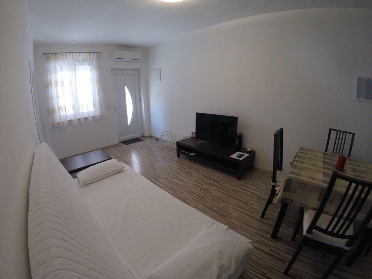 Apartments Babic Sukošan 外观 照片